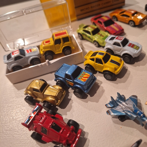 Assorted Mini Micro Vehicles Lot - Picture 4 of 8